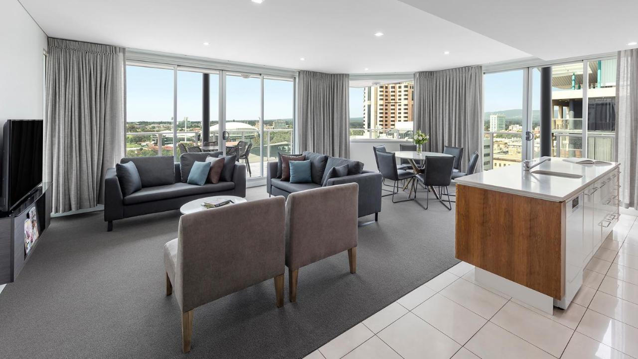 Oaks Adelaide Embassy Suites Zewnętrze zdjęcie