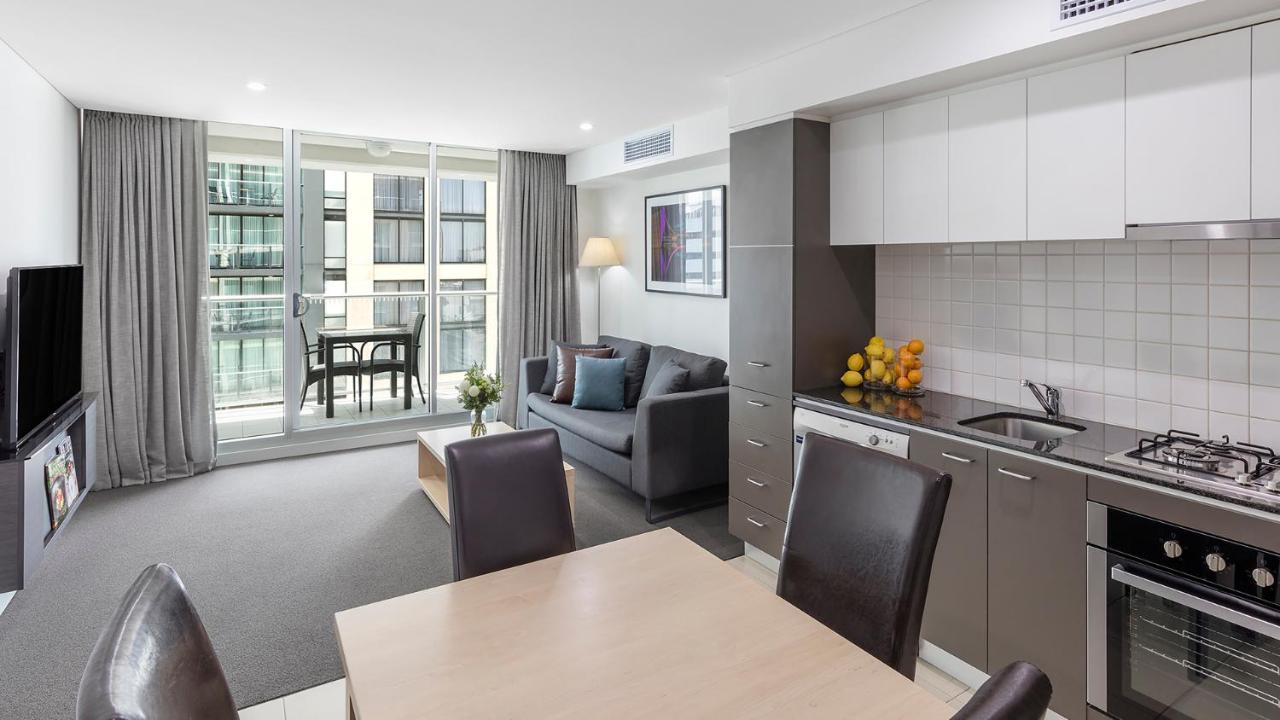 Oaks Adelaide Embassy Suites Zewnętrze zdjęcie